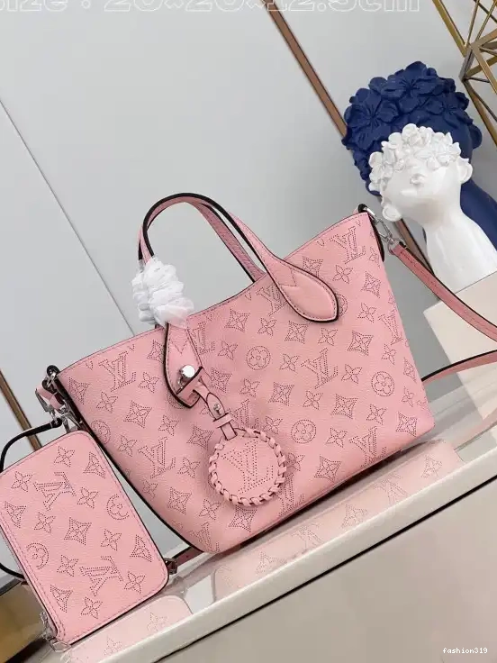 BLOSSOM VUITTON LOUIS PM 0406